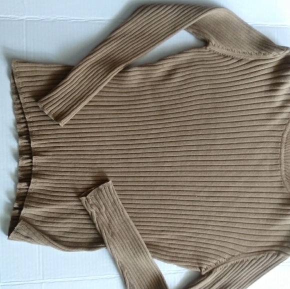 🎥Small Westbound Tan Sweater - Picture 6 of 6